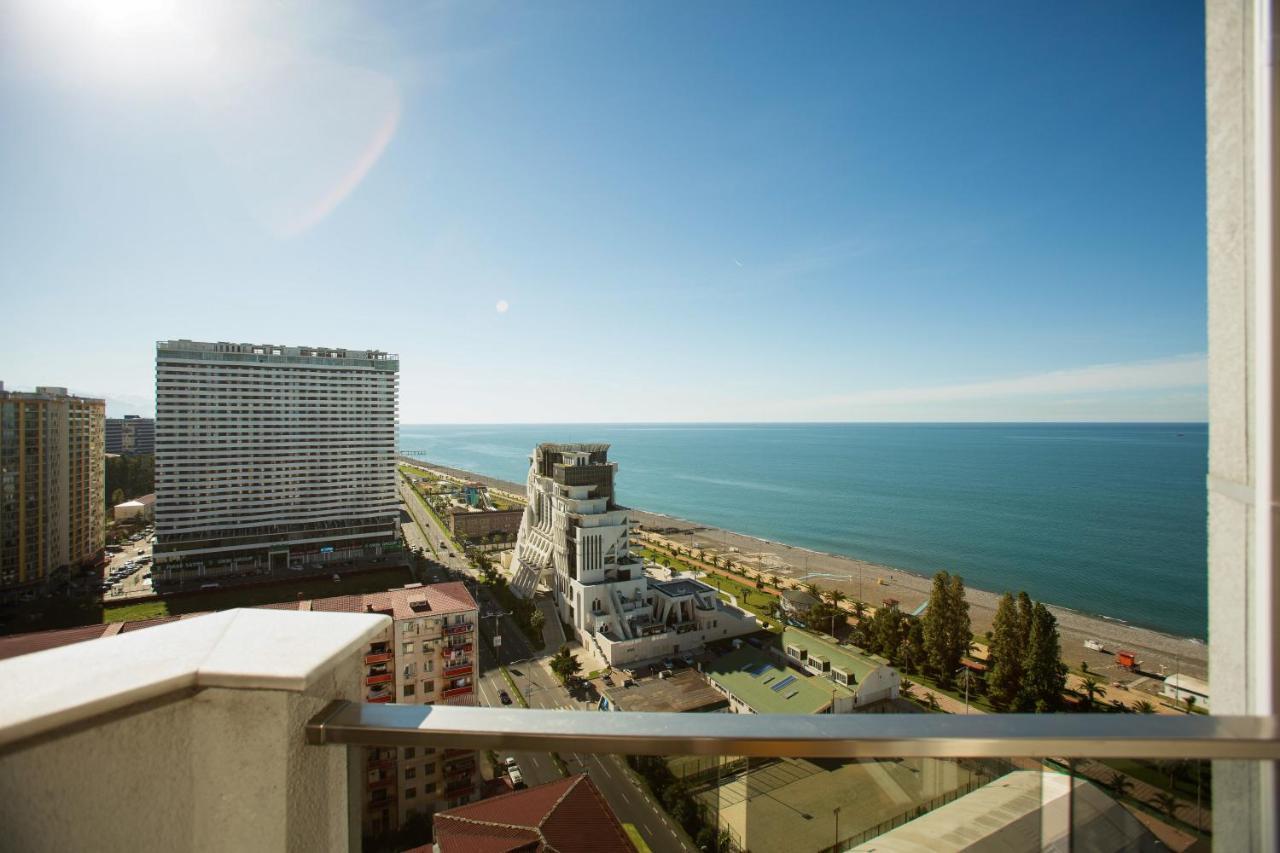 Tower Apartments Батуми Екстериор снимка