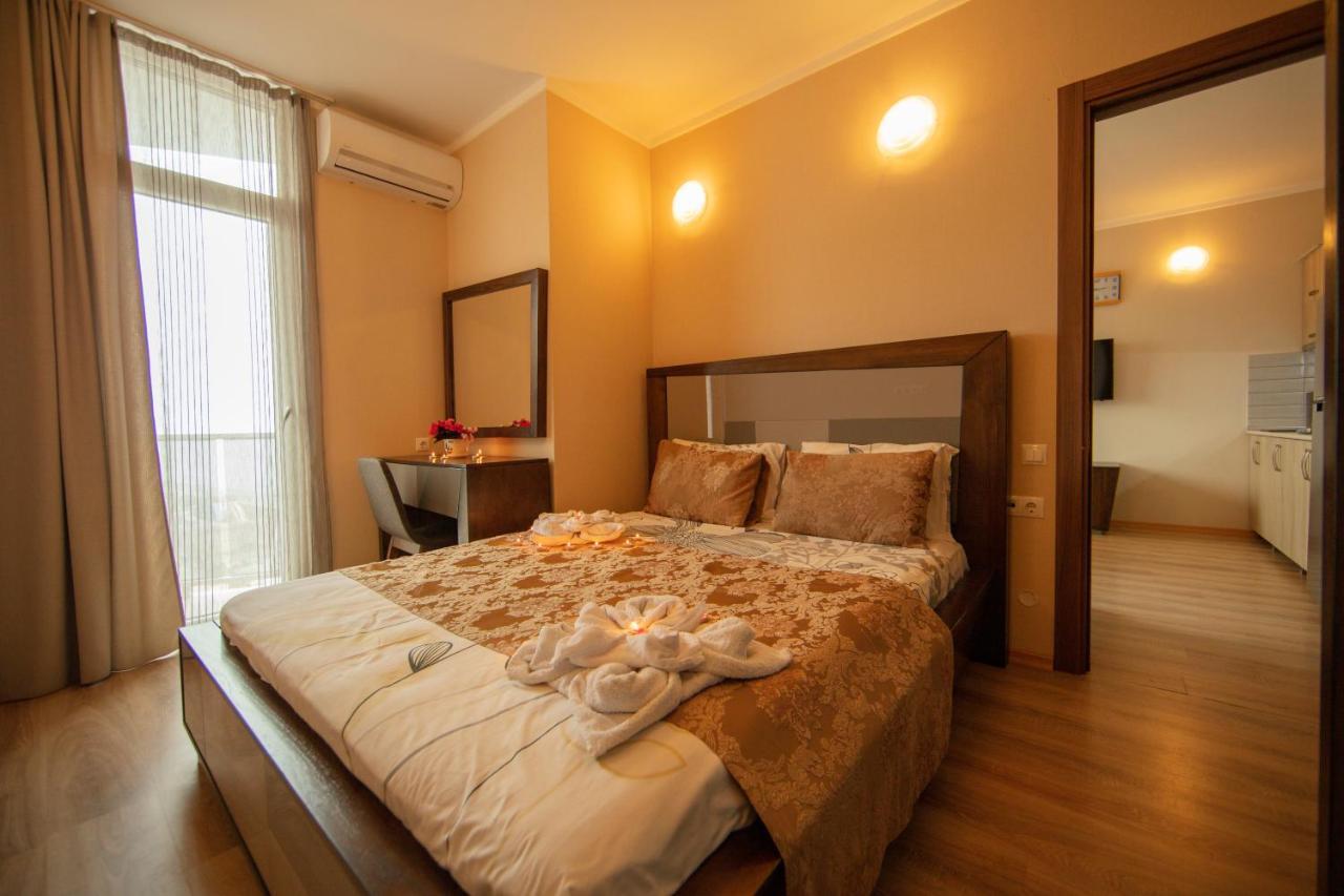 Tower Apartments Батуми Екстериор снимка