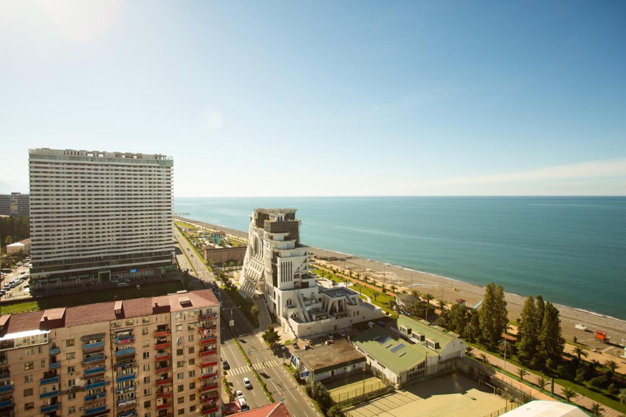 Tower Apartments Батуми Екстериор снимка