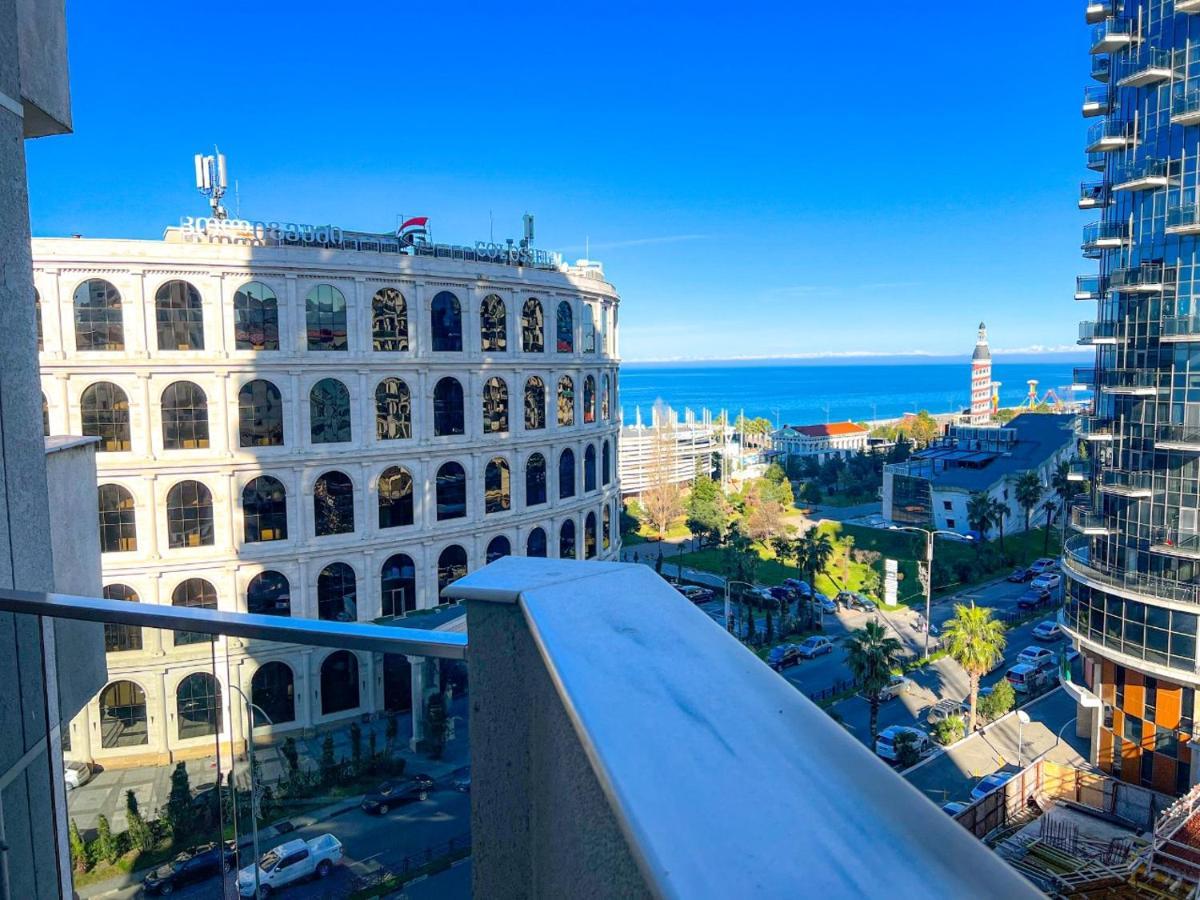 Tower Apartments Батуми Екстериор снимка