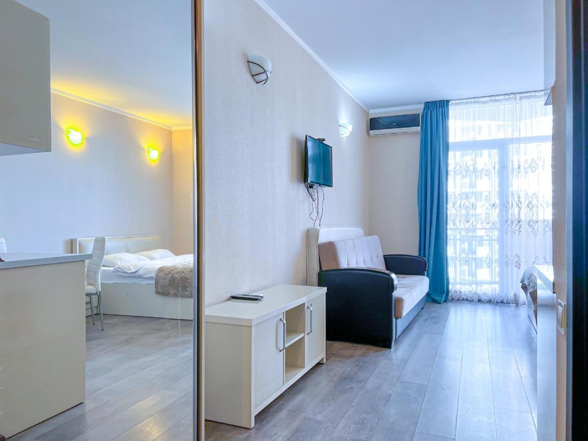 Tower Apartments Батуми Екстериор снимка