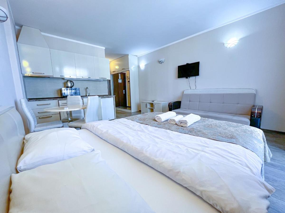 Tower Apartments Батуми Екстериор снимка